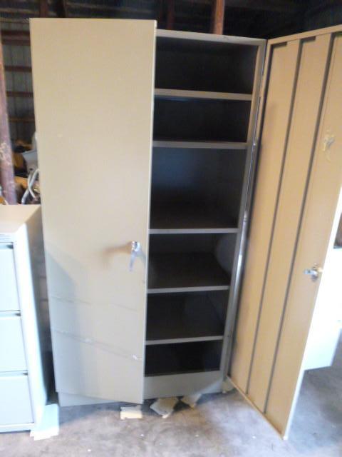Metal StorageSupply Cabinet Bad ha...