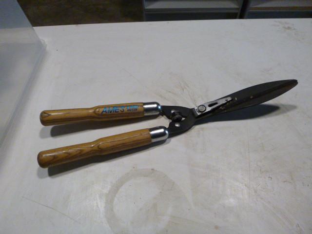 Ames Trimmer...