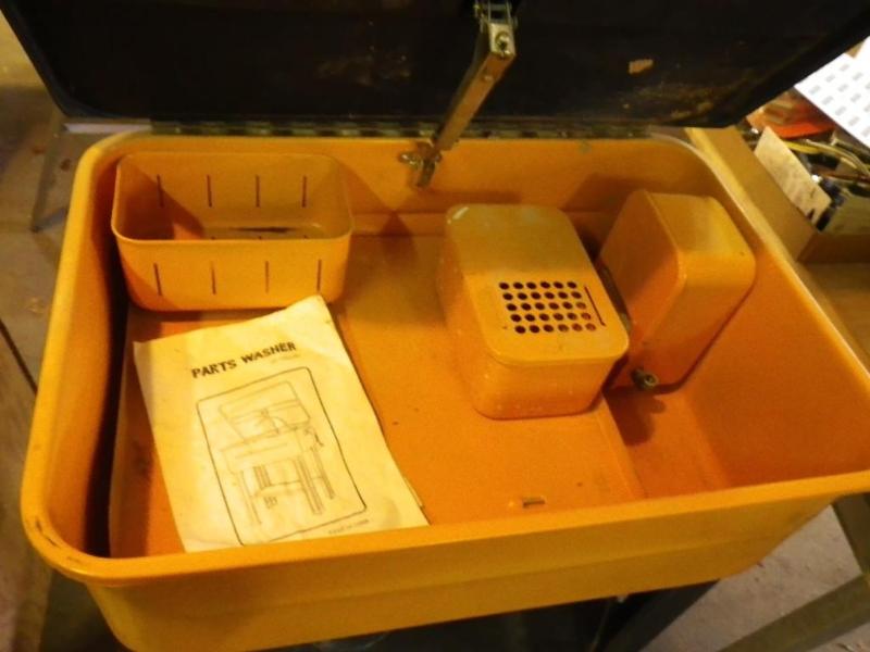 Parts Washer, believed to be new...