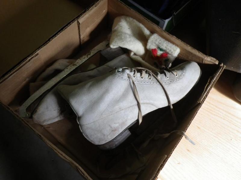 vintage figure skates...