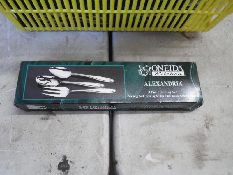 lot 103 image: 11 boxes of new silverware...
