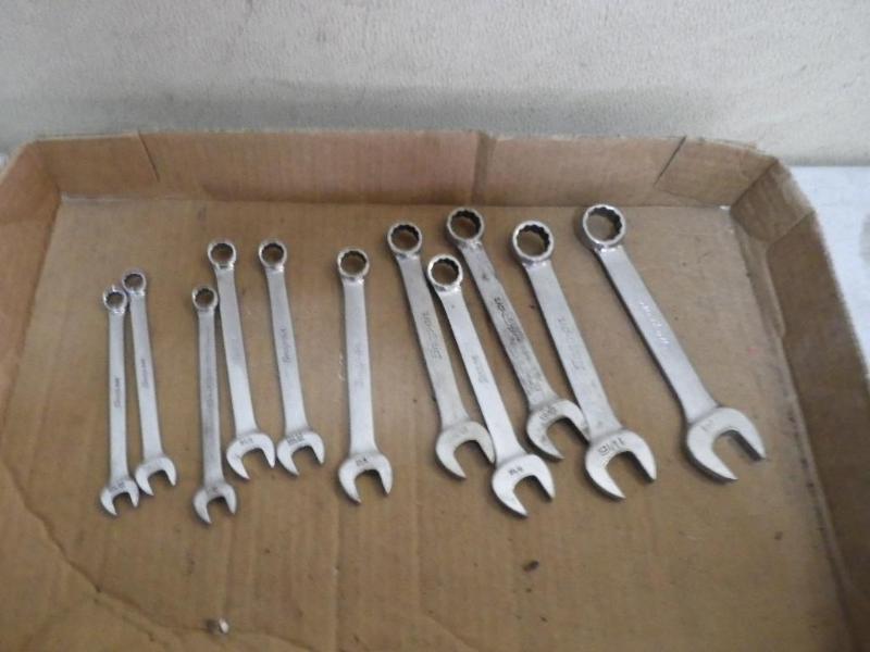 lot 14 image: Snap-on standard wrenches, 516&quo...