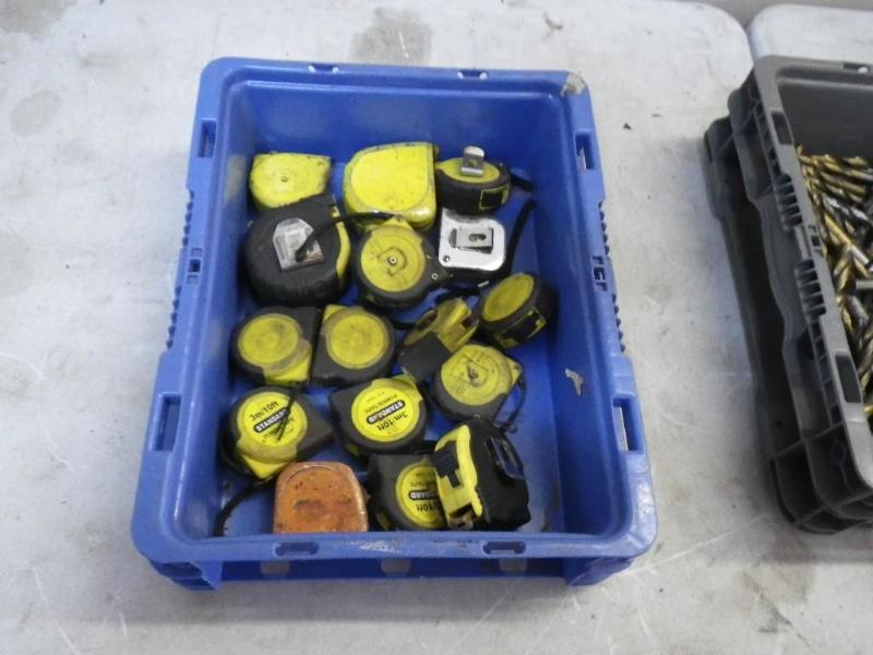 lot 37 image: tote of tape measures...
