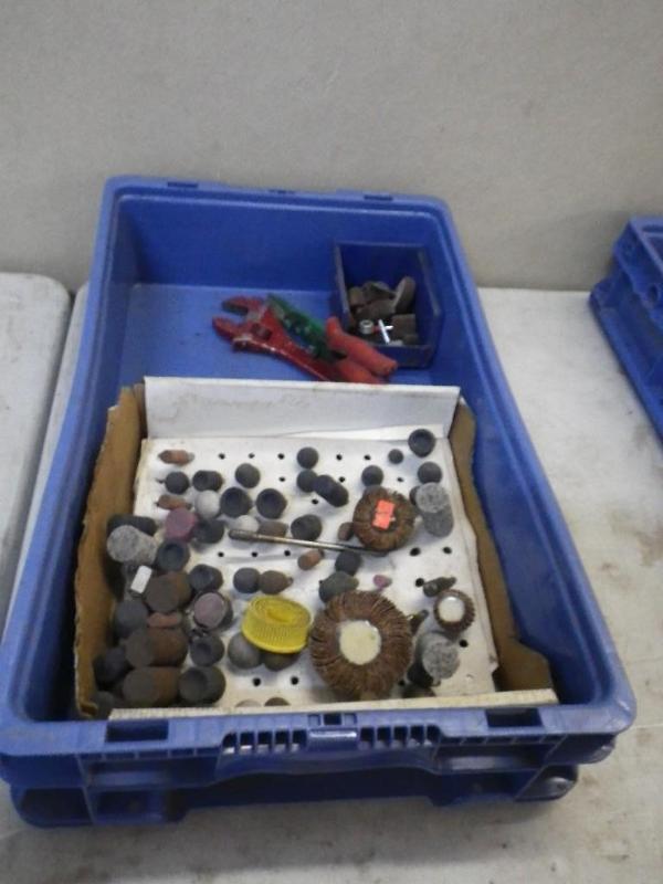lot 76 image: tote of grinder bits...