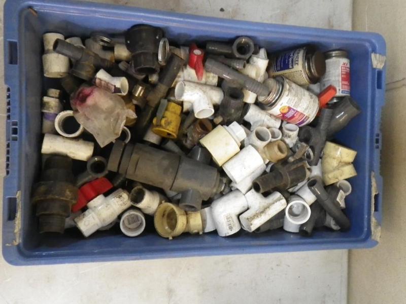 lot 81 image: tote of pipe fittings...