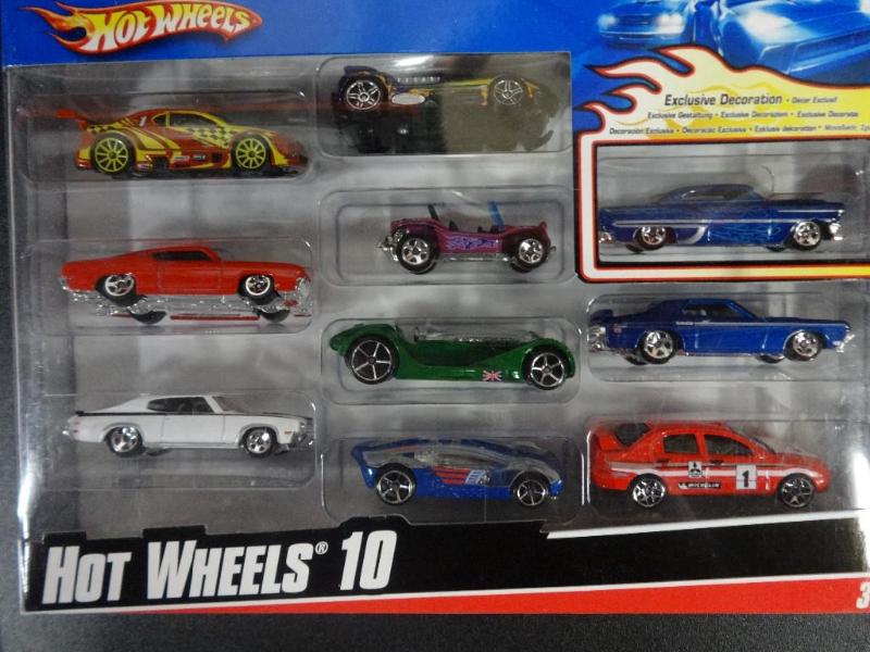 lot 13 image: HOT WHEELS 10PK. Bidder is responsi...