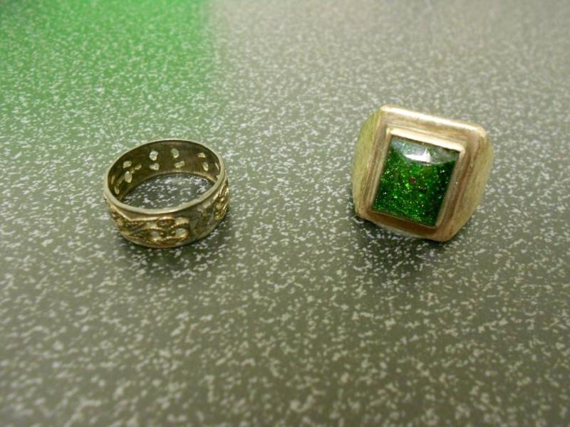 Pair of mens Rings....
