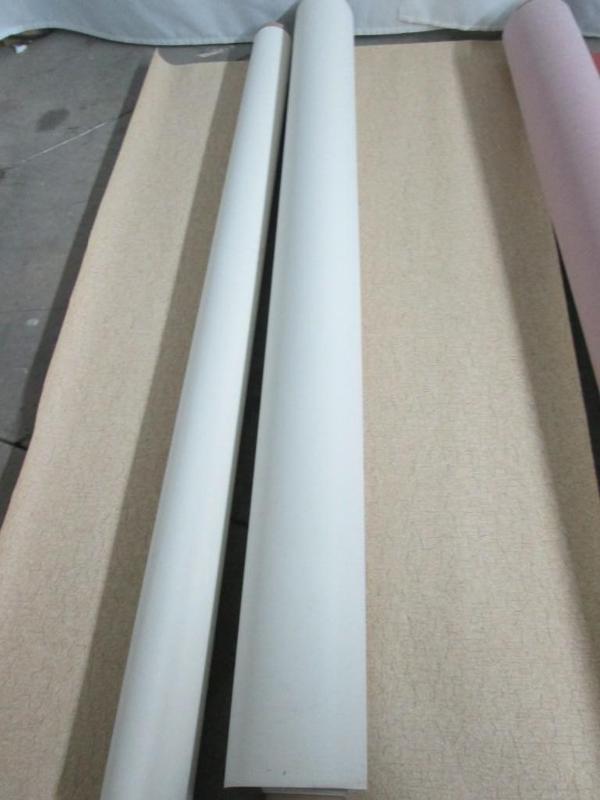 lot 21 image: Vinyl Wallpaper