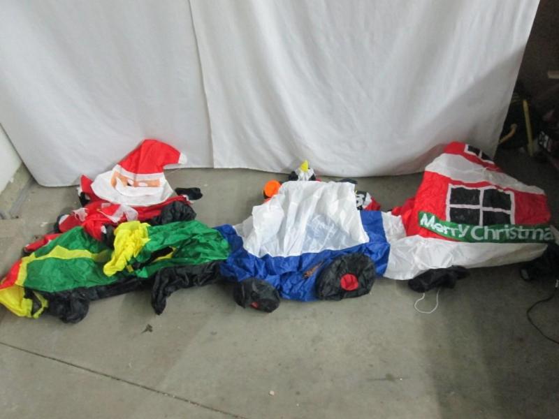 lot 45 image: 8 ft. Inflatable Train