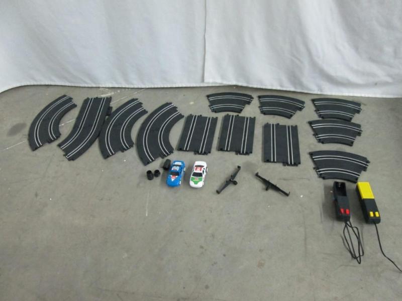 lot 50 image: Speed Chase Race Set
