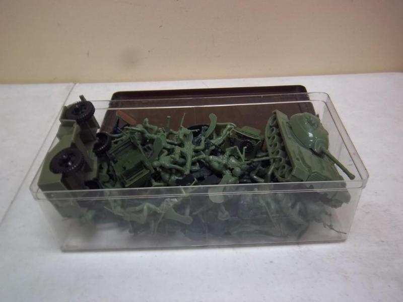 lot 115 image: Lot Of Little Green Army Men...