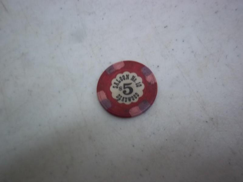 lot 118 image: Deadwood Saloon No. 10 $5 Casino Ch...