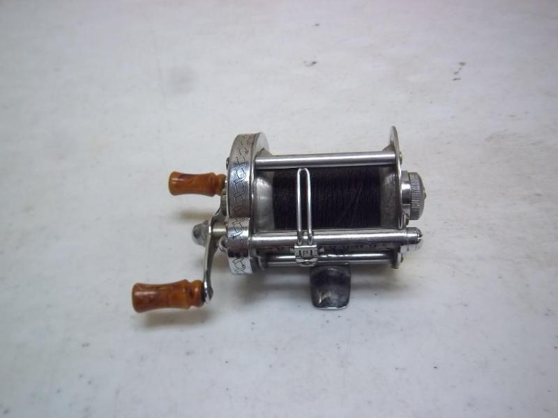 lot 163 image: Skilkast&nbsp1923 Fishing Reel - U...
