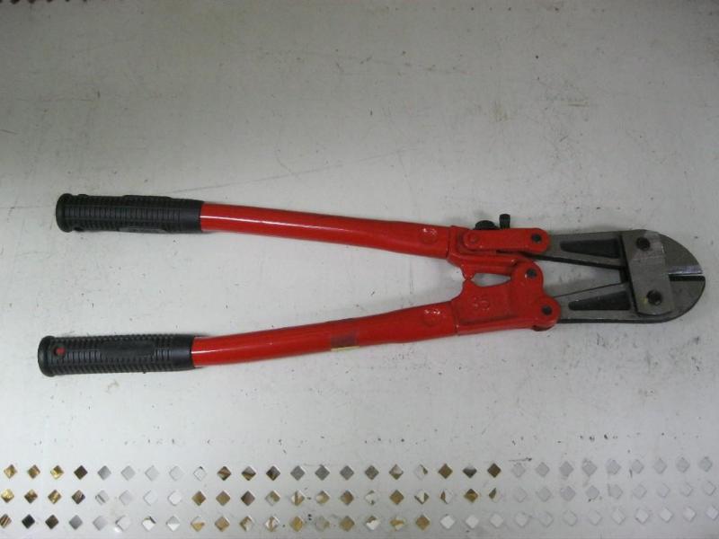 lot 206 image: 14" Bolt Cutter...
