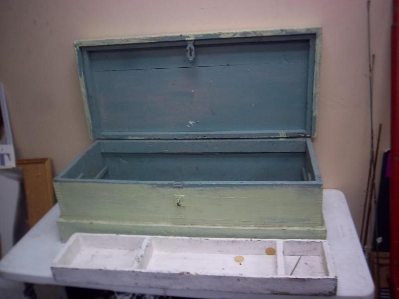 lot 37 image: Vintage Large Wood Tool Box - Badly...