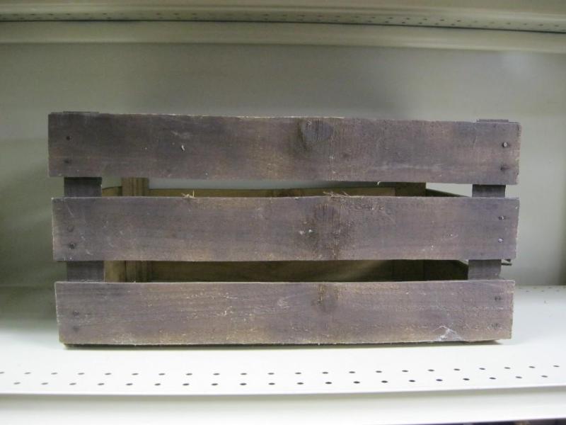 lot 42 image: Wood Crate...
