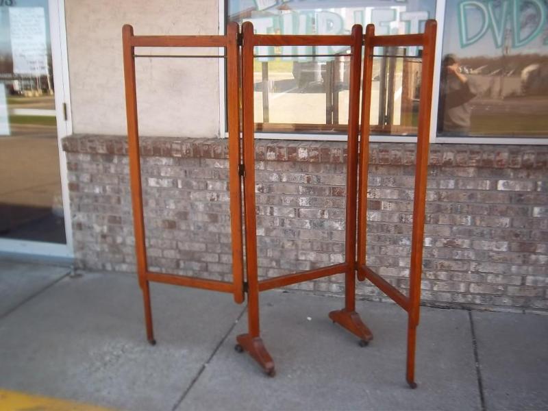 lot 51 image: Antique Wood Clothes Rack, Folds, M...