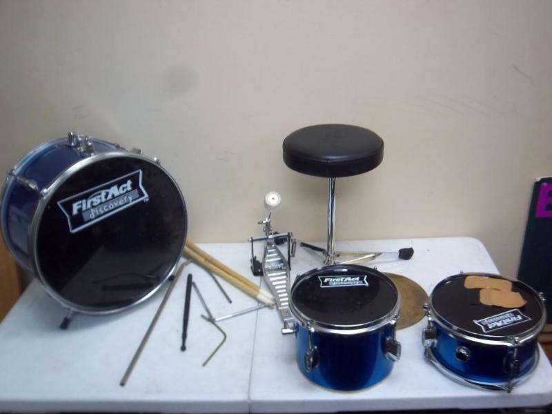 lot 60 image: First Act Drum Set - Used, Some Wea...