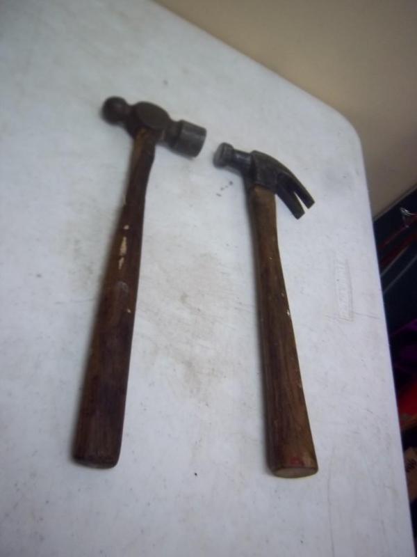 lot 9 image: Antique Wood Handle Hammers...