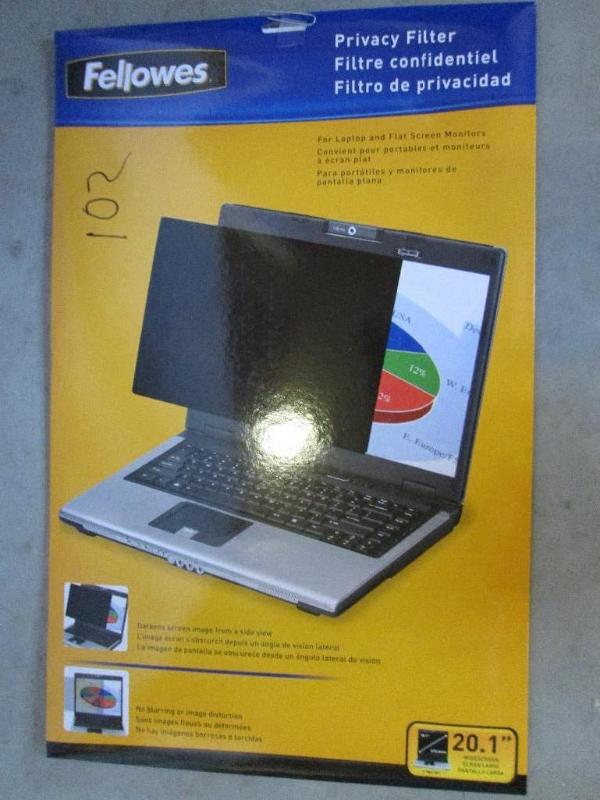 Fellowes 20.1&quot privacy filter...