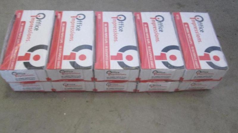 Lot of 1000 jumbo paper clips, 10 b...