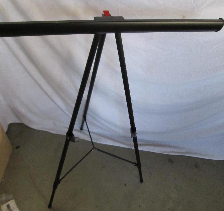 Flip chart easel, new with telescop...