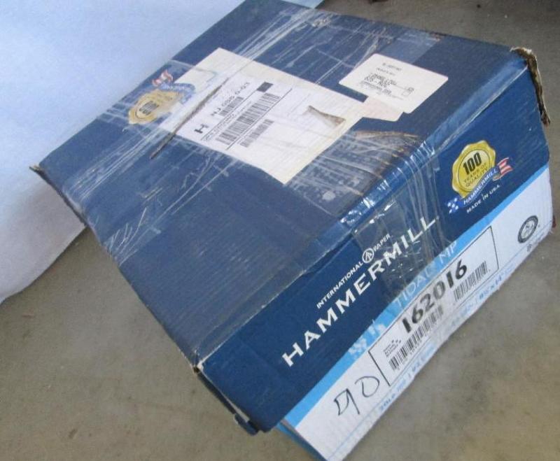Case of Hammermill 8.5 x 14 legal c...