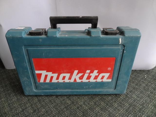 lot 102 image: Makita Combination Hammer HR2475 in...