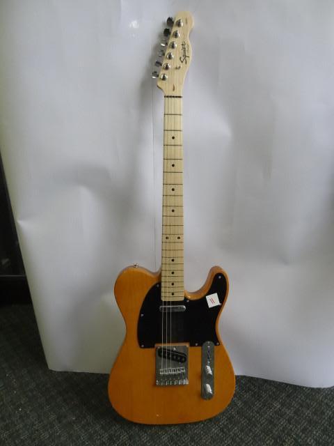 lot 11 image: Electric Guitar-Squier Tele Fender-...
