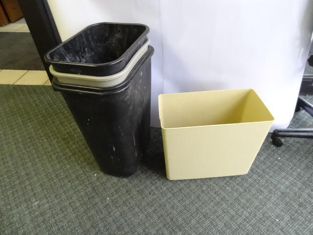 lot 123 image: 5-Garbage Cans...