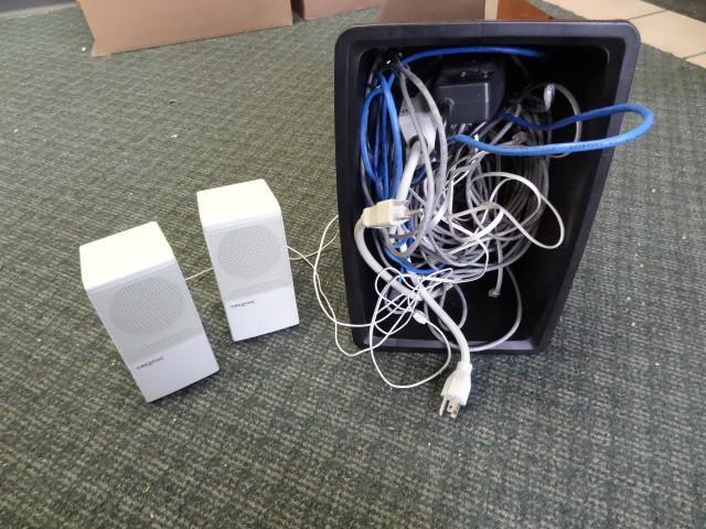 lot 135 image: Outlet Strips, Creative Computer Sp...
