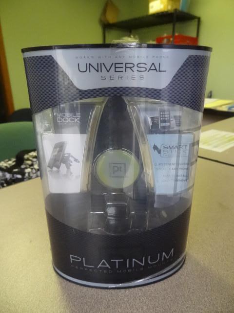 lot 40 image: 10-Universal Platinum Mobile Dock V...