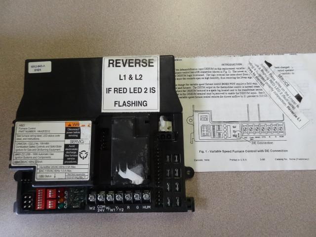 lot 52 image: HSC1 Furnace Control #HK42FZ012 Cir...