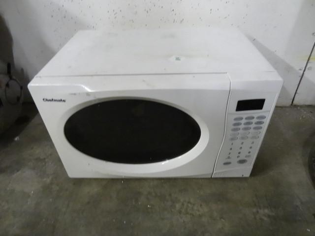 lot 104 image: Chefmate Microwave-Untested...