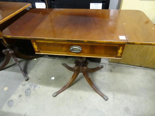 lot 13 image: Vintage Coffee Table with Wing Side...