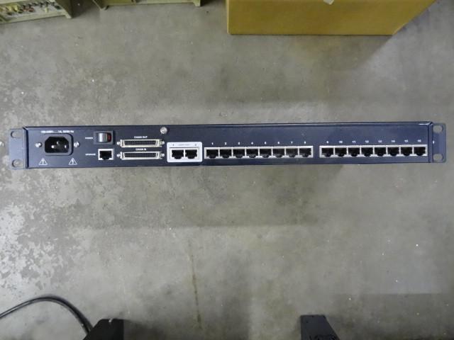 lot 193 image: ALTUSEN Model KM0216 2 User 16 Port...