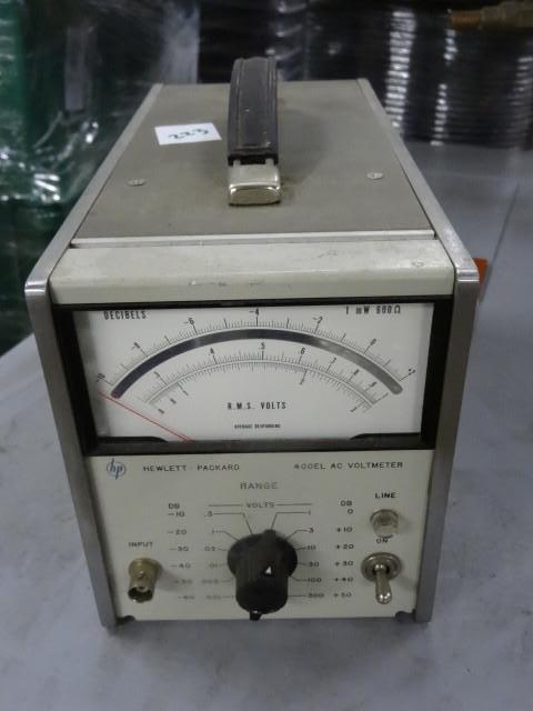 lot 223 image: HP 400ELAC Volt Meter...