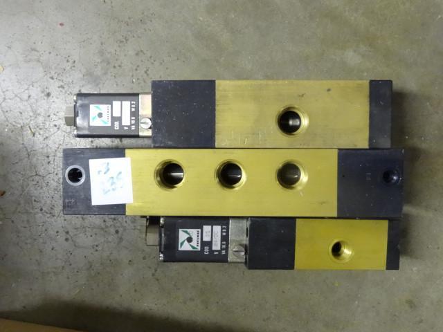 lot 235 image: 3-Valve Control Units...