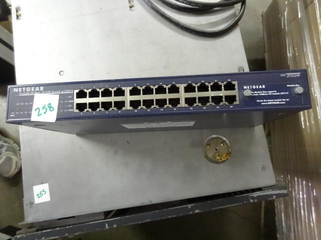 lot 258 image: NET Gear Model JFS524F Prosafe 24Po...