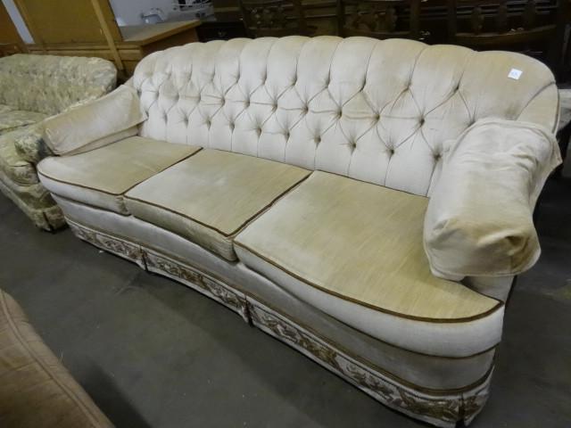 lot 33 image: Sofa Wickes Furniture by Glabman Pa...
