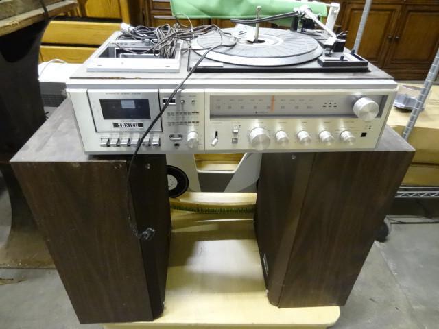 lot 51 image: Zenith Allegro Speakers MC300 and Z...