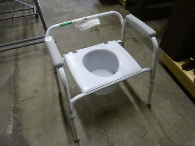 lot 62 image: Portable Commode...