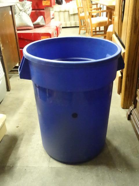 lot 67 image: Plastic Blue Garbage...