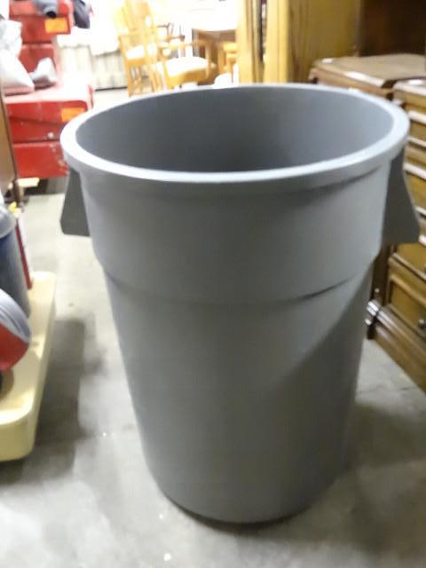lot 68 image: Plastic Grey Garbage...