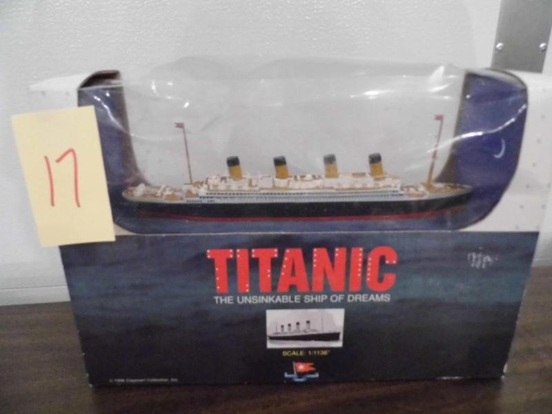 Titanic Model