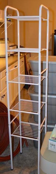lot 46 image: White storage rack...
