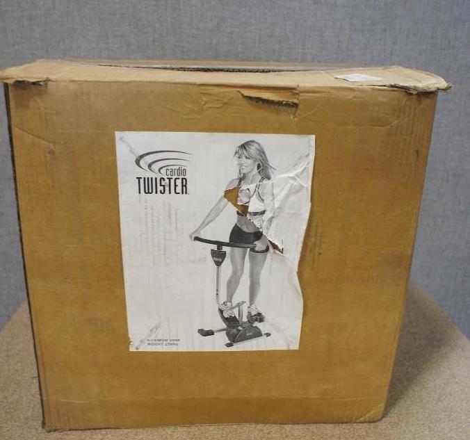 lot 127 image: Cardio Twister Exercise Equipment. ...