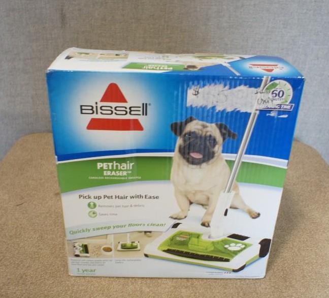 lot 23 image: Bissel Pet Floor Cleaner (DEMO Clea...