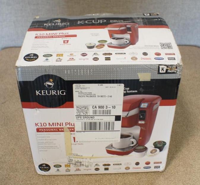 lot 35 image: Keurig K-10 Mini Cup Coffee Maker. ...
