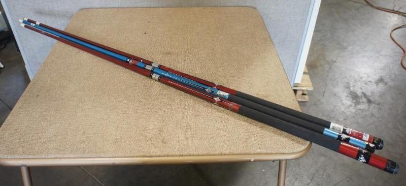 lot 61 image: Lot of (3) Mike Massey Pool Ques. P...